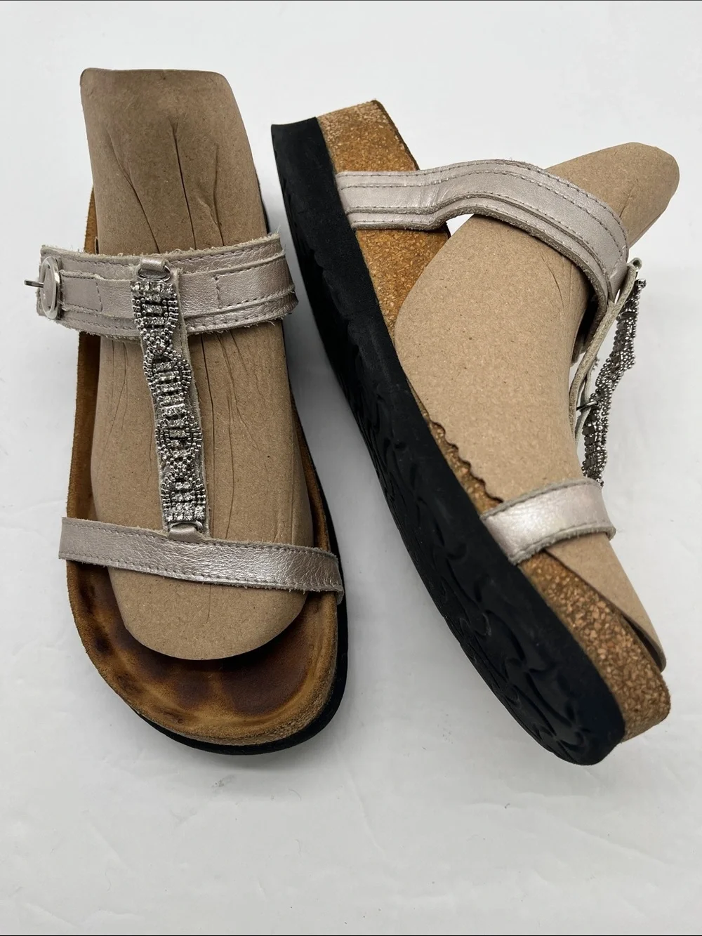 Naot Malibu Metallic Embellished T‑Strap Sandals Women’s 37/  6 Comfort Flaw